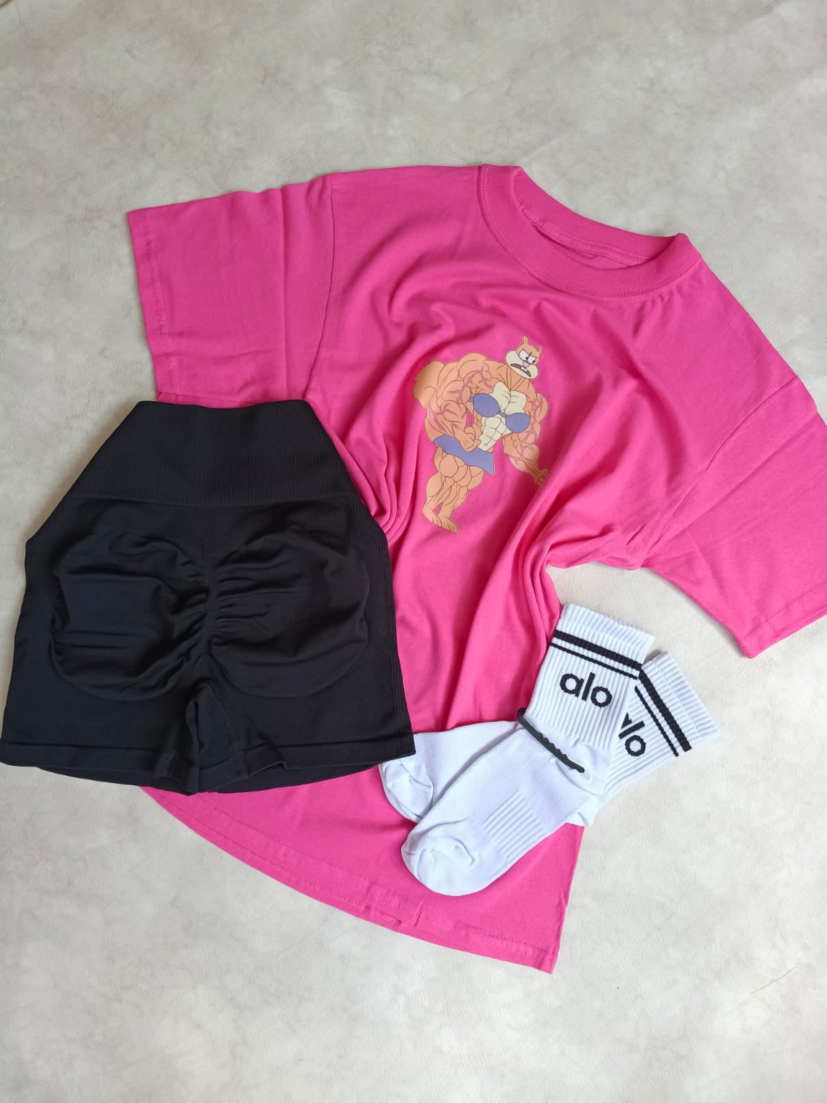 Set "Dachshund Love" – Camiseta Oversize & Biker Shorts Rosados